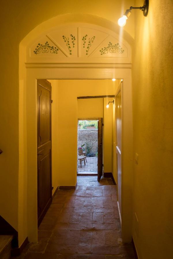Bed and Breakfast In Collegiata Фояно-делла-Кьяна Экстерьер фото